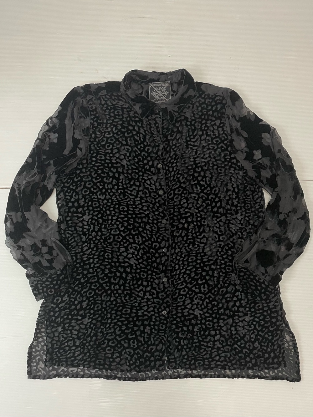 Johnny Was Audrey Button Front Black Leopard Blouse Size M Silk Blend